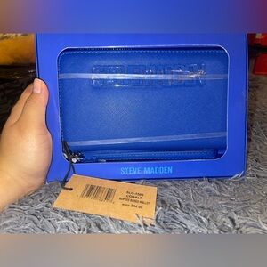 Steve Madden wallet